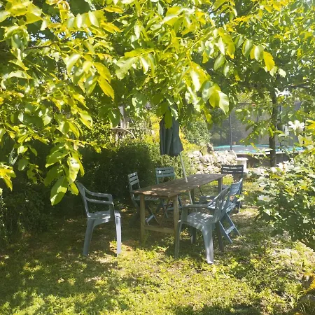 Les Trois Caselles Ferienhaus *